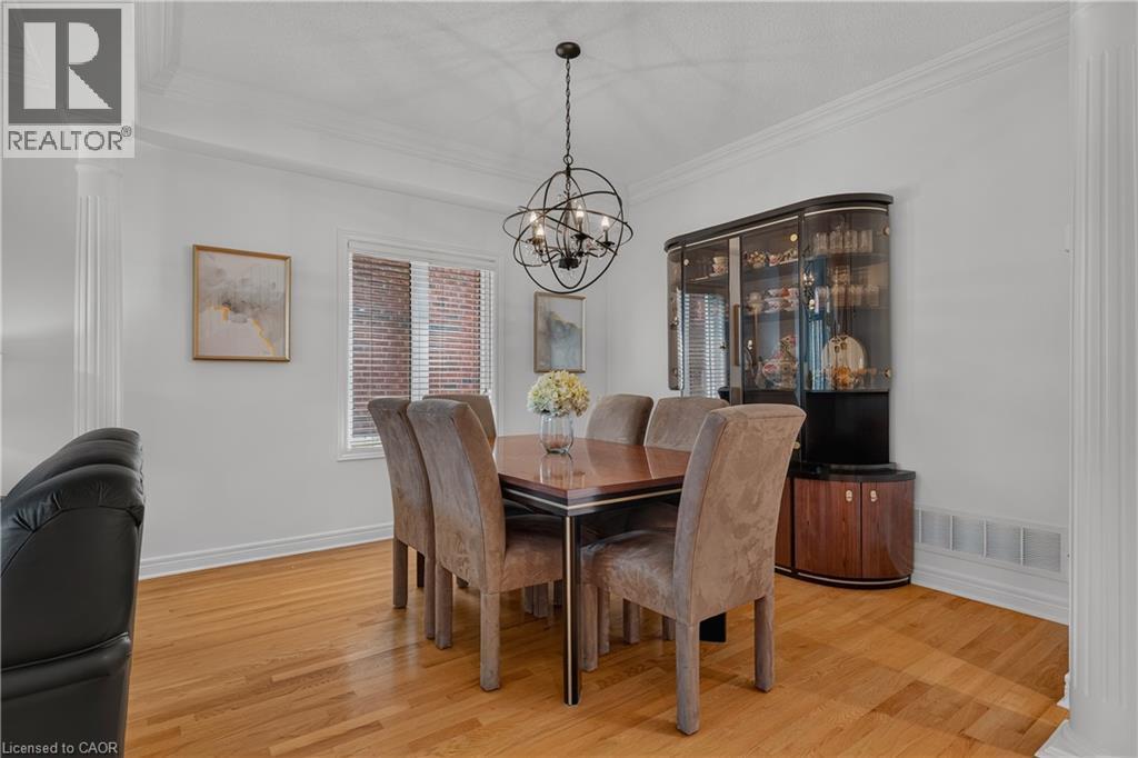 26 Packham Circle, Brampton, ON - Indoor Photo Showing Dining Room