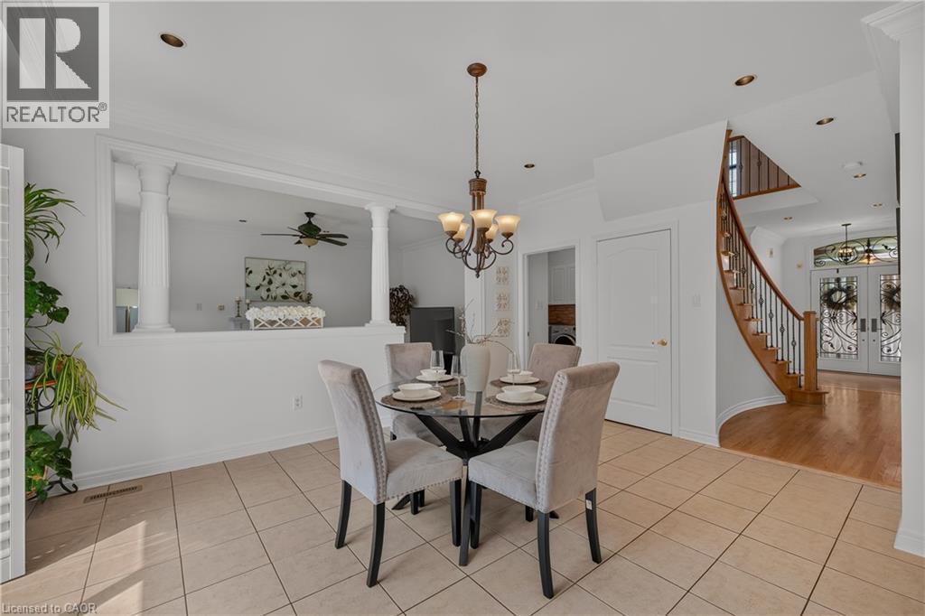 26 Packham Circle, Brampton, ON - Indoor Photo Showing Dining Room