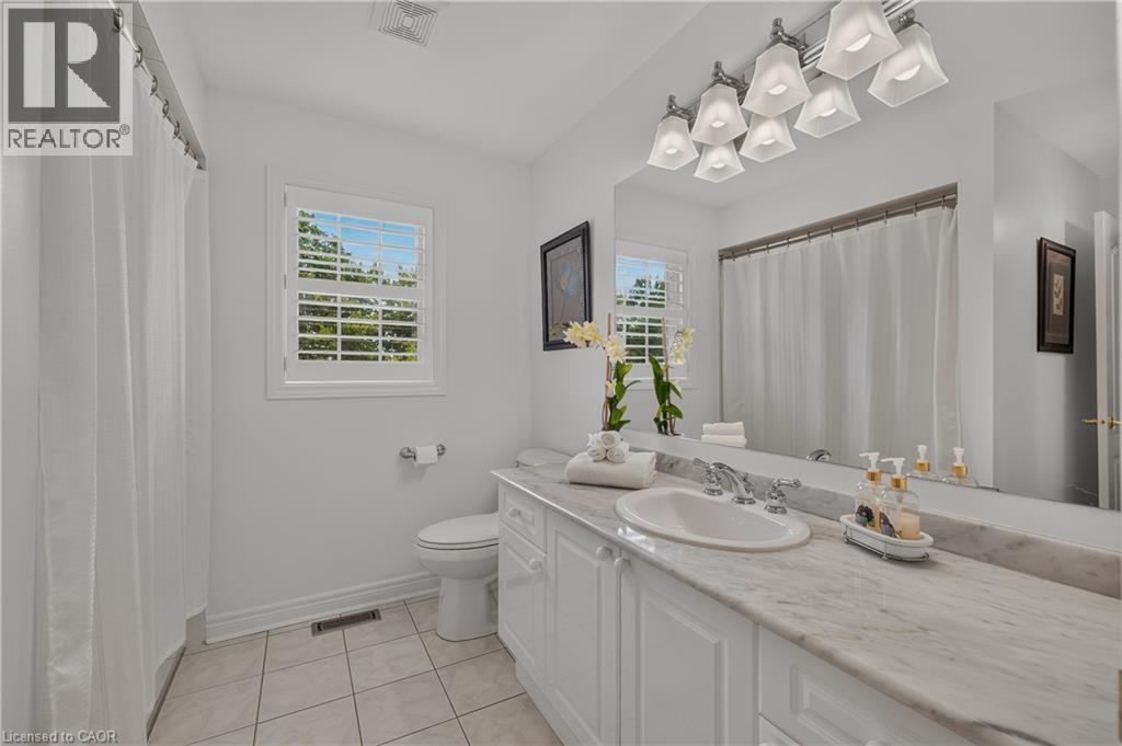 26 Packham Circle, Brampton, ON - Indoor Photo Showing Bathroom