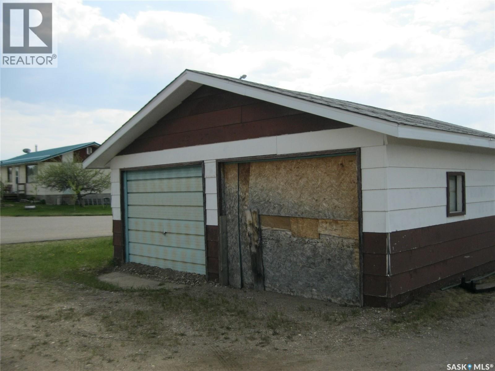 626 Main Street, Hudson Bay, SK - Outdoor