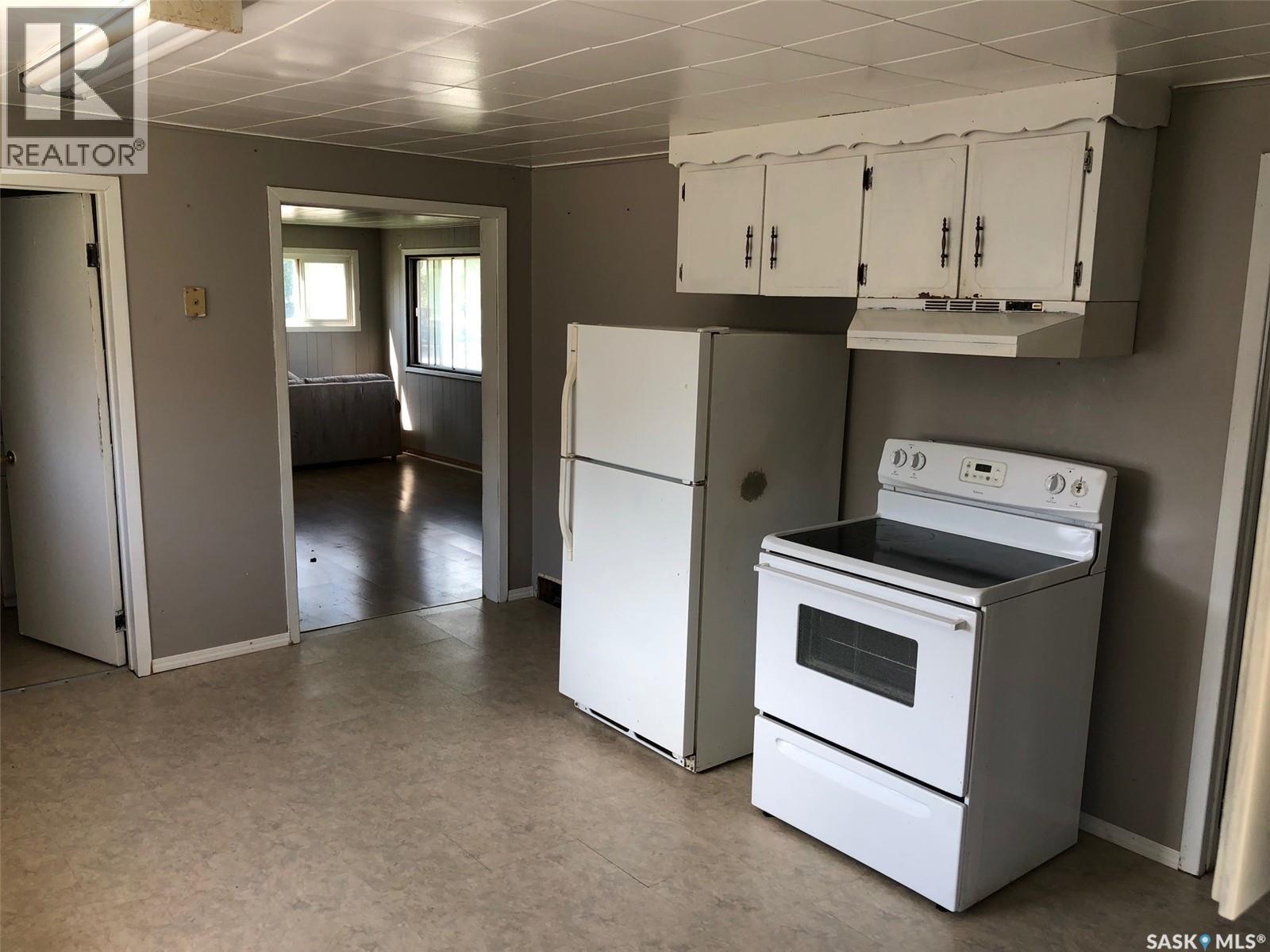 626 Main Street, Hudson Bay, SK - Indoor Photo Showing Kitchen