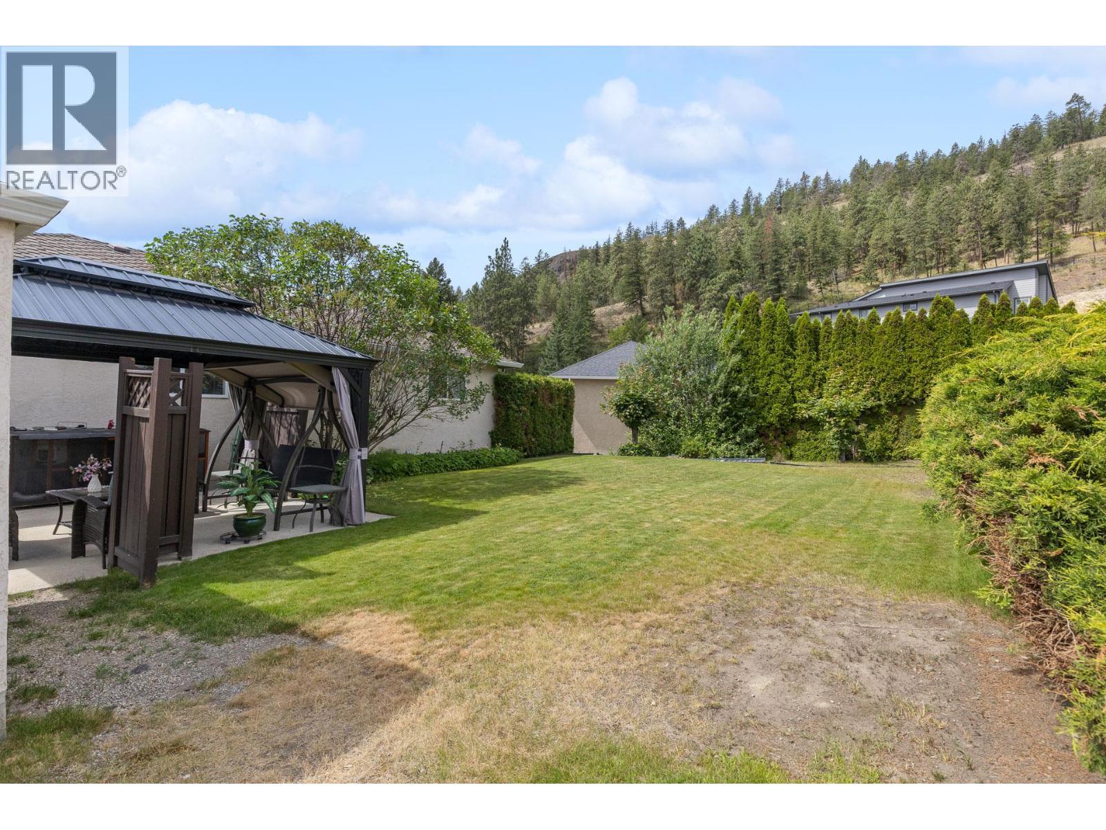 280 Cosens Court, Kelowna, BC - Outdoor