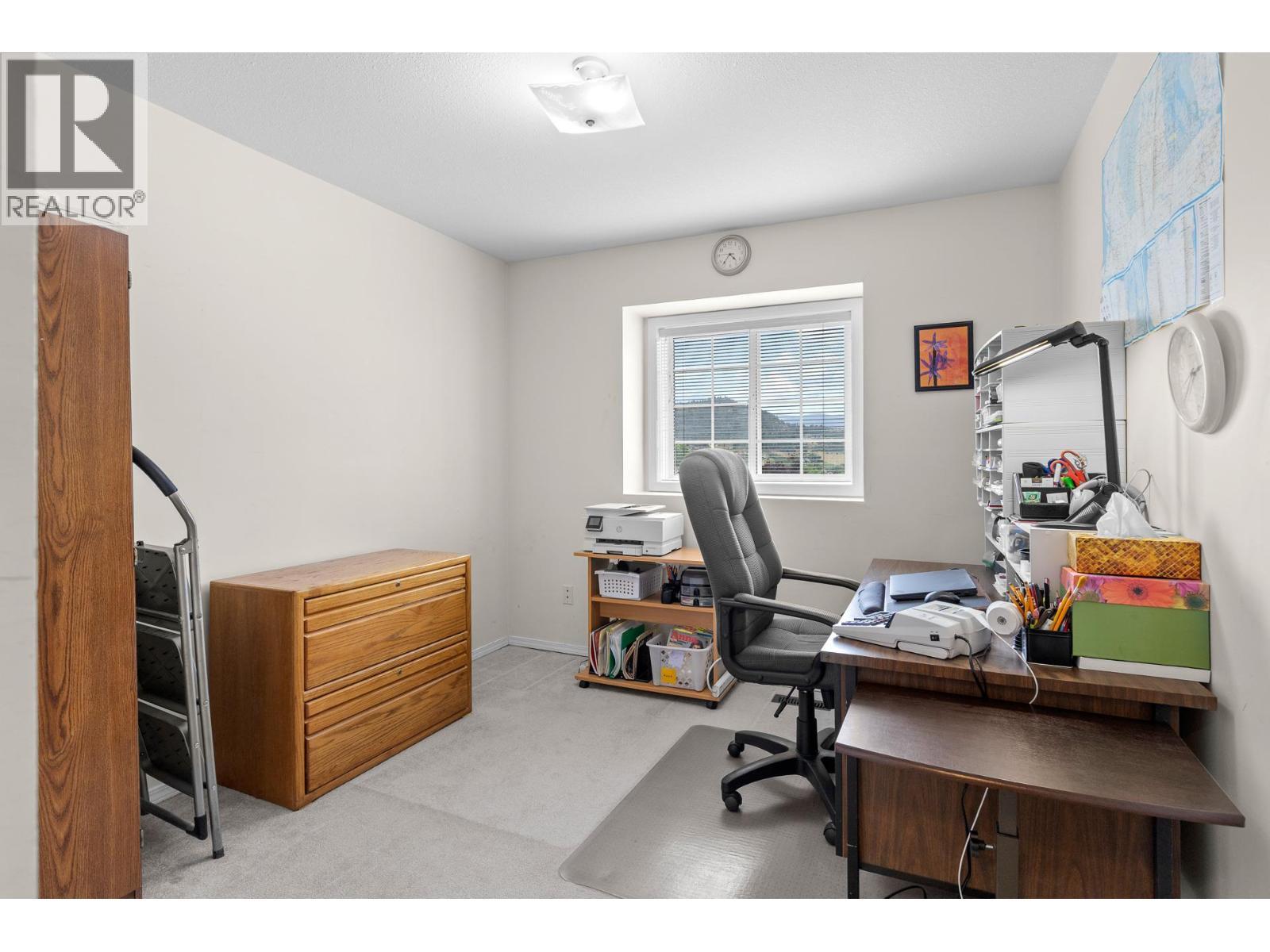 280 Cosens Court, Kelowna, BC - Indoor Photo Showing Office
