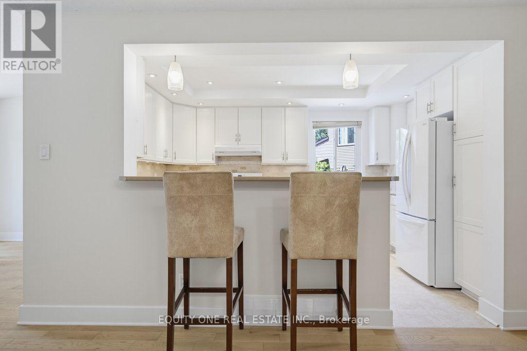 3380 Uplands Drive, Ottawa, ON - Indoor