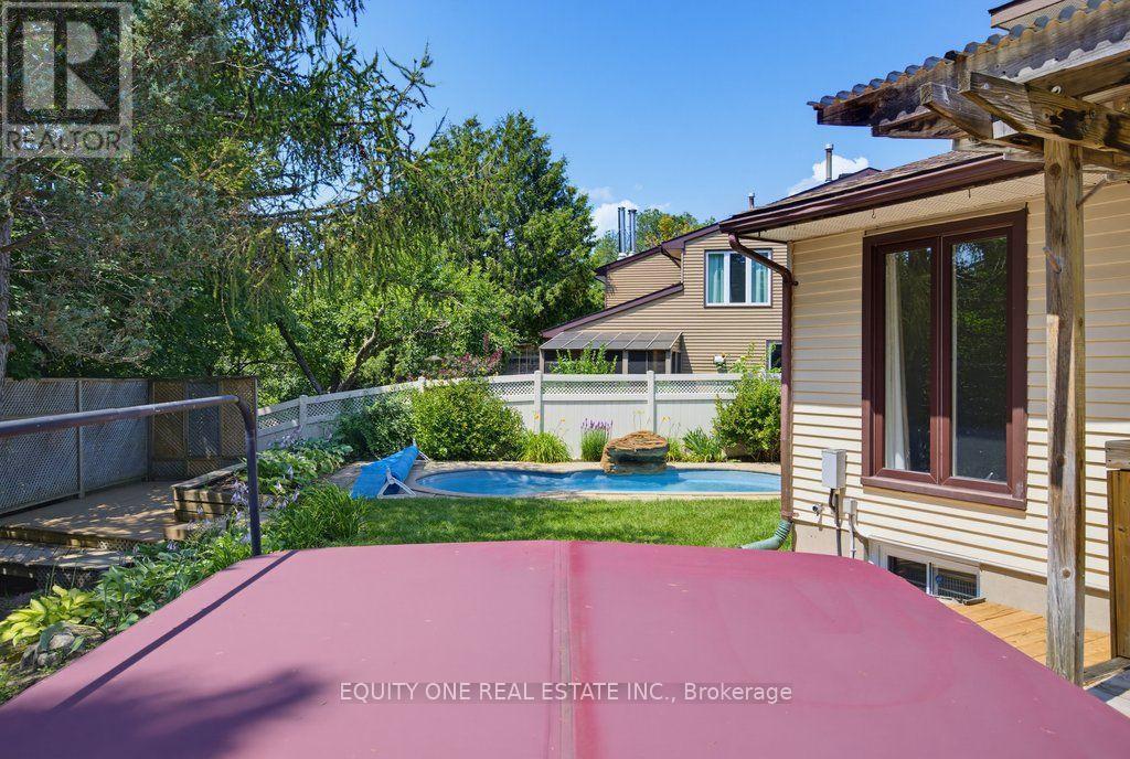 3380 Uplands Drive, Ottawa, ON - Outdoor With In Ground Pool