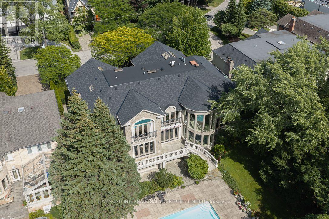32 Arjay Crescent, Toronto, ON - Outdoor