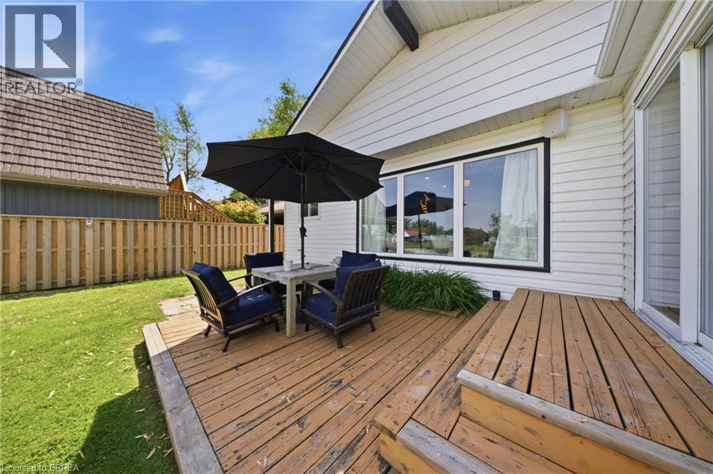 382 Cedar Drive, Turkey Point, ON - Outdoor With Deck Patio Veranda With Exterior
