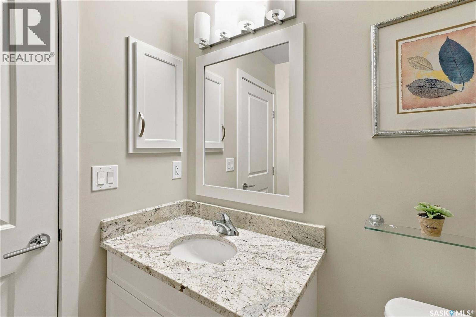 116 1025 Moss Avenue, Saskatoon, SK - Indoor Photo Showing Bathroom