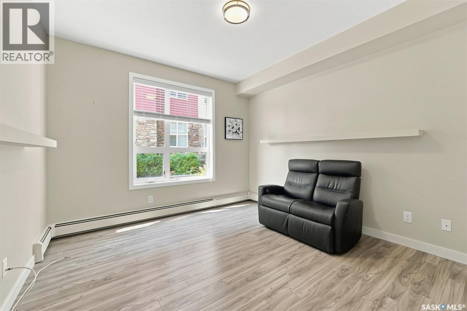 116 1025 Moss Avenue, Saskatoon, SK - Indoor