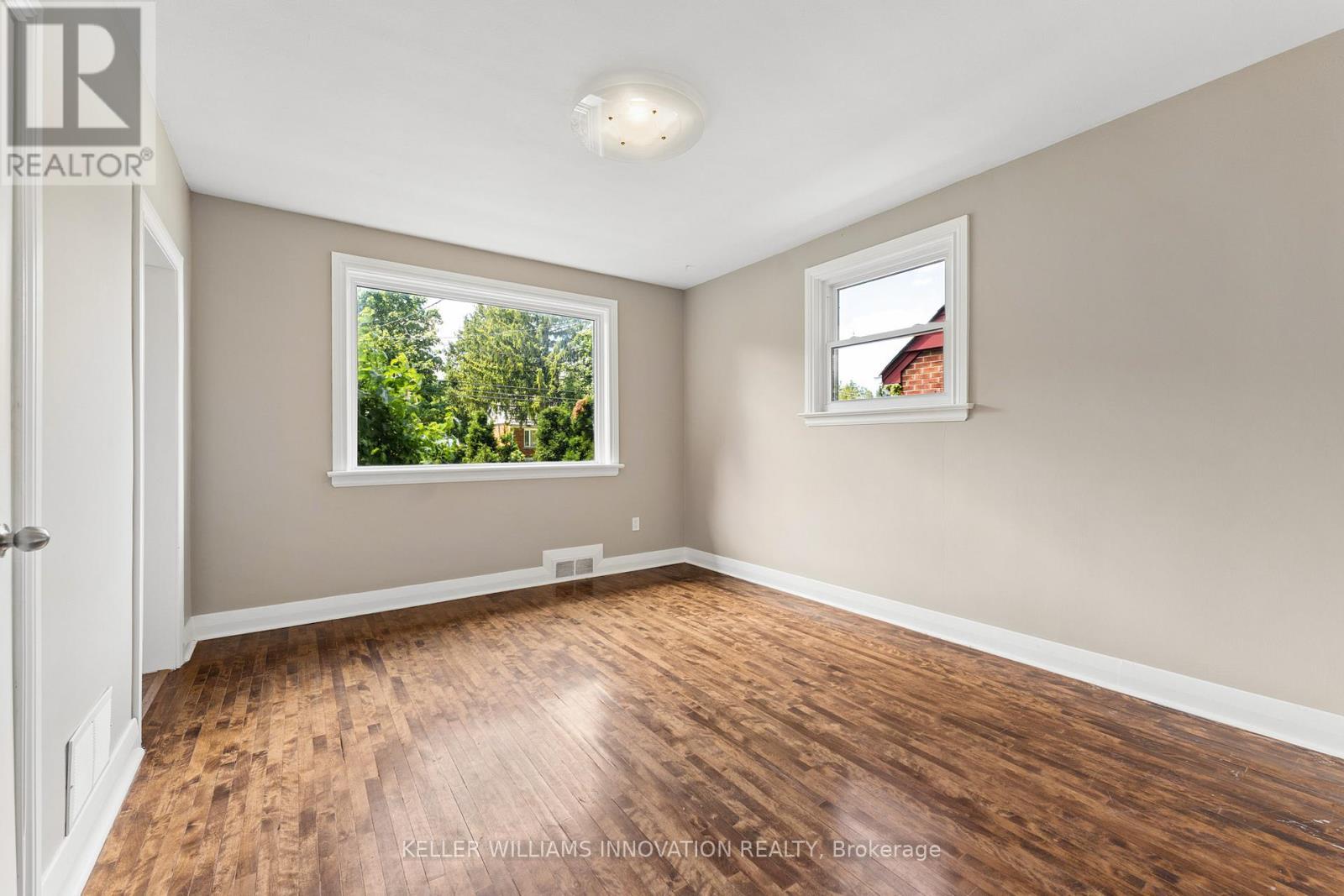 580 Weber Street E, Kitchener, ON - Indoor Photo Showing Other Room