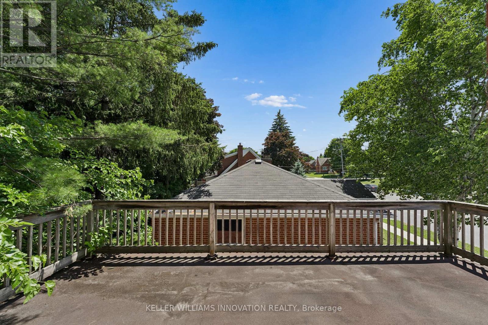 580 Weber Street E, Kitchener, ON - Outdoor