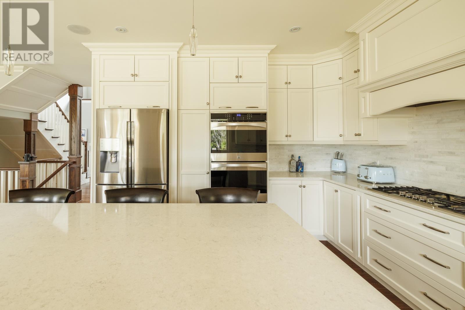 6 Stoneley Place, St. John'S, NL - Indoor Photo Showing Kitchen