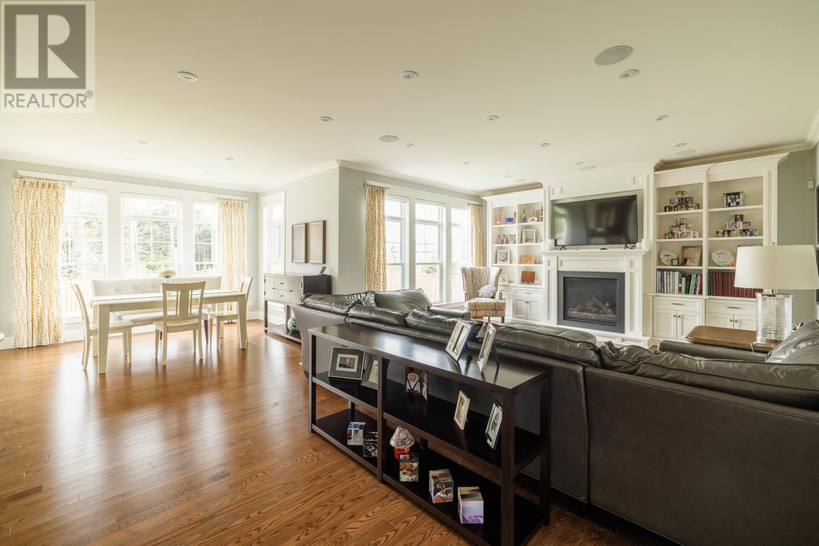 6 Stoneley Place, St. John'S, NL - Indoor Photo Showing Living Room With Fireplace