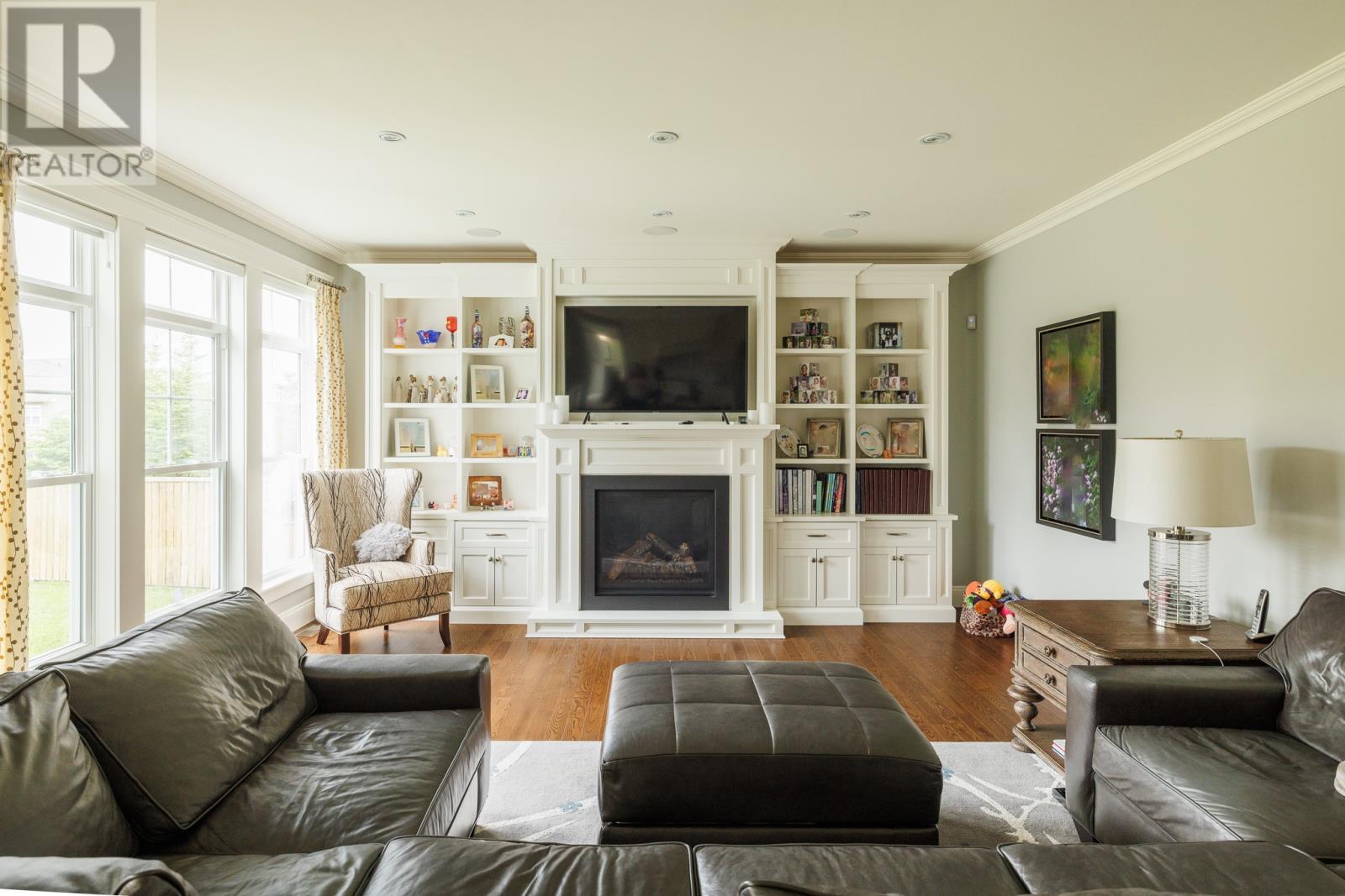 6 Stoneley Place, St. John'S, NL - Indoor Photo Showing Living Room With Fireplace