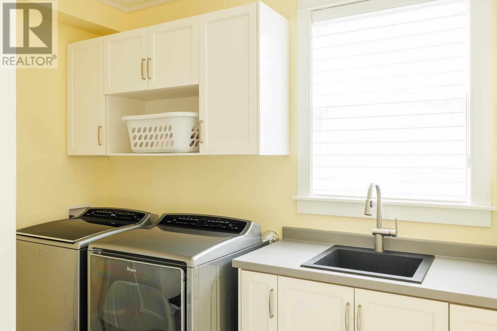 6 Stoneley Place, St. John'S, NL - Indoor Photo Showing Laundry Room
