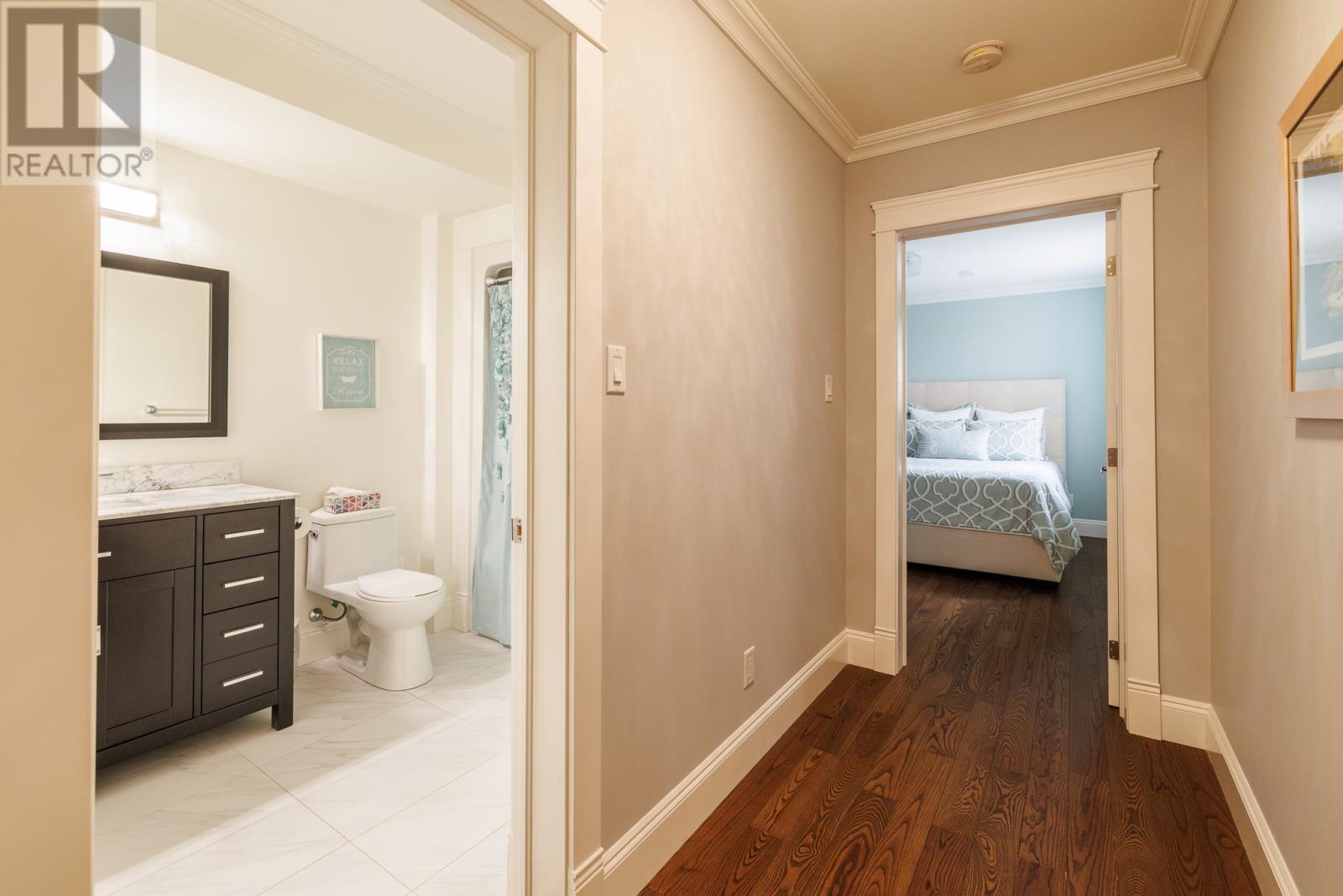 6 Stoneley Place, St. John'S, NL - Indoor Photo Showing Bathroom