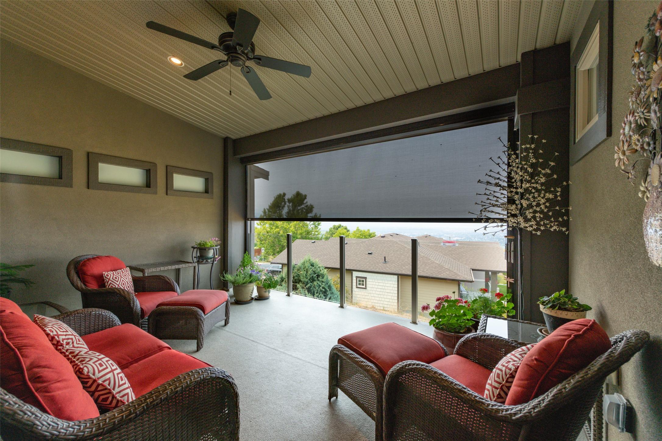 2-1836 Tower Ranch Boulevard, Kelowna, BC - With Deck Patio Veranda With Exterior