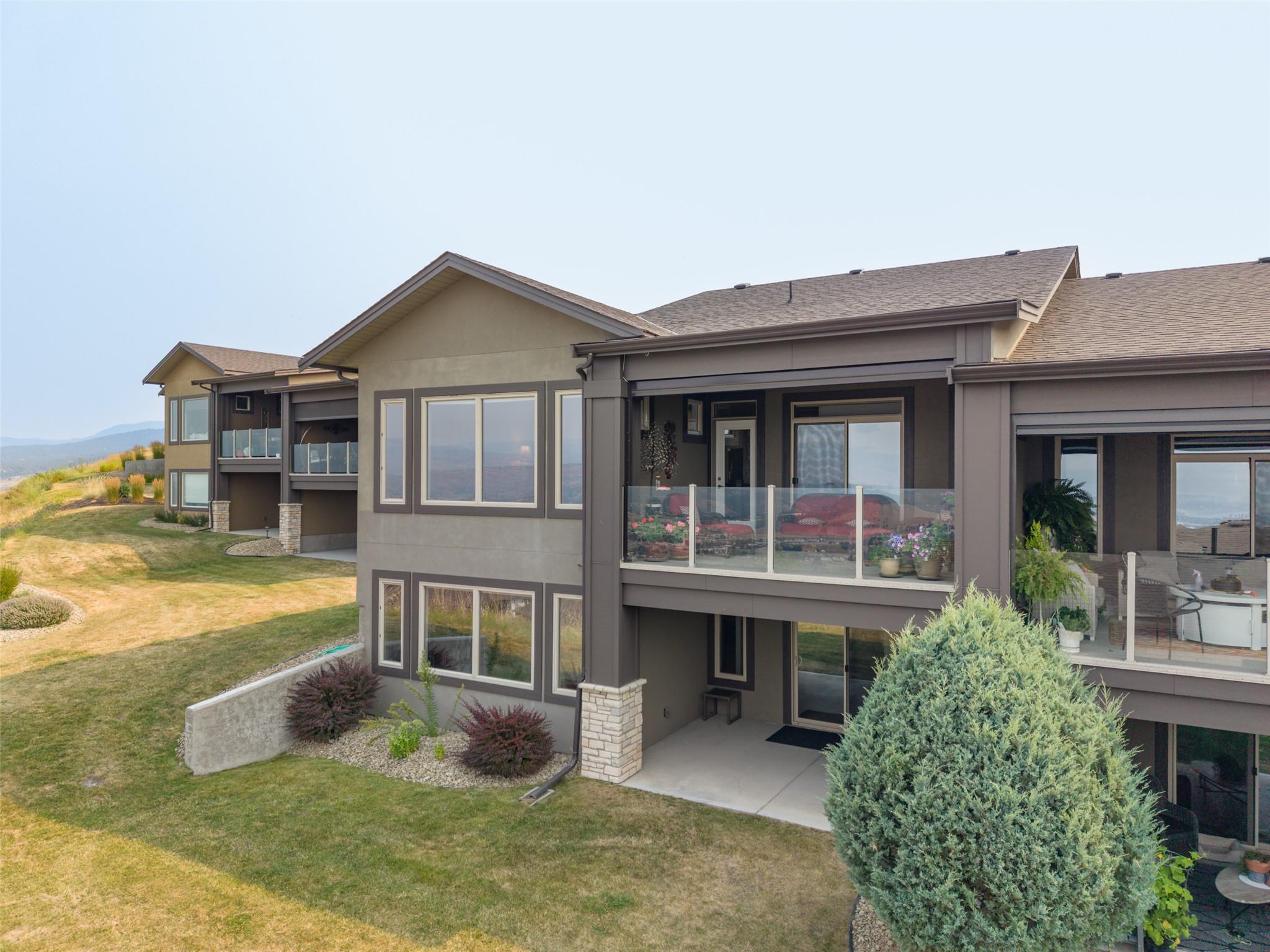 2-1836 Tower Ranch Boulevard, Kelowna, BC - Outdoor