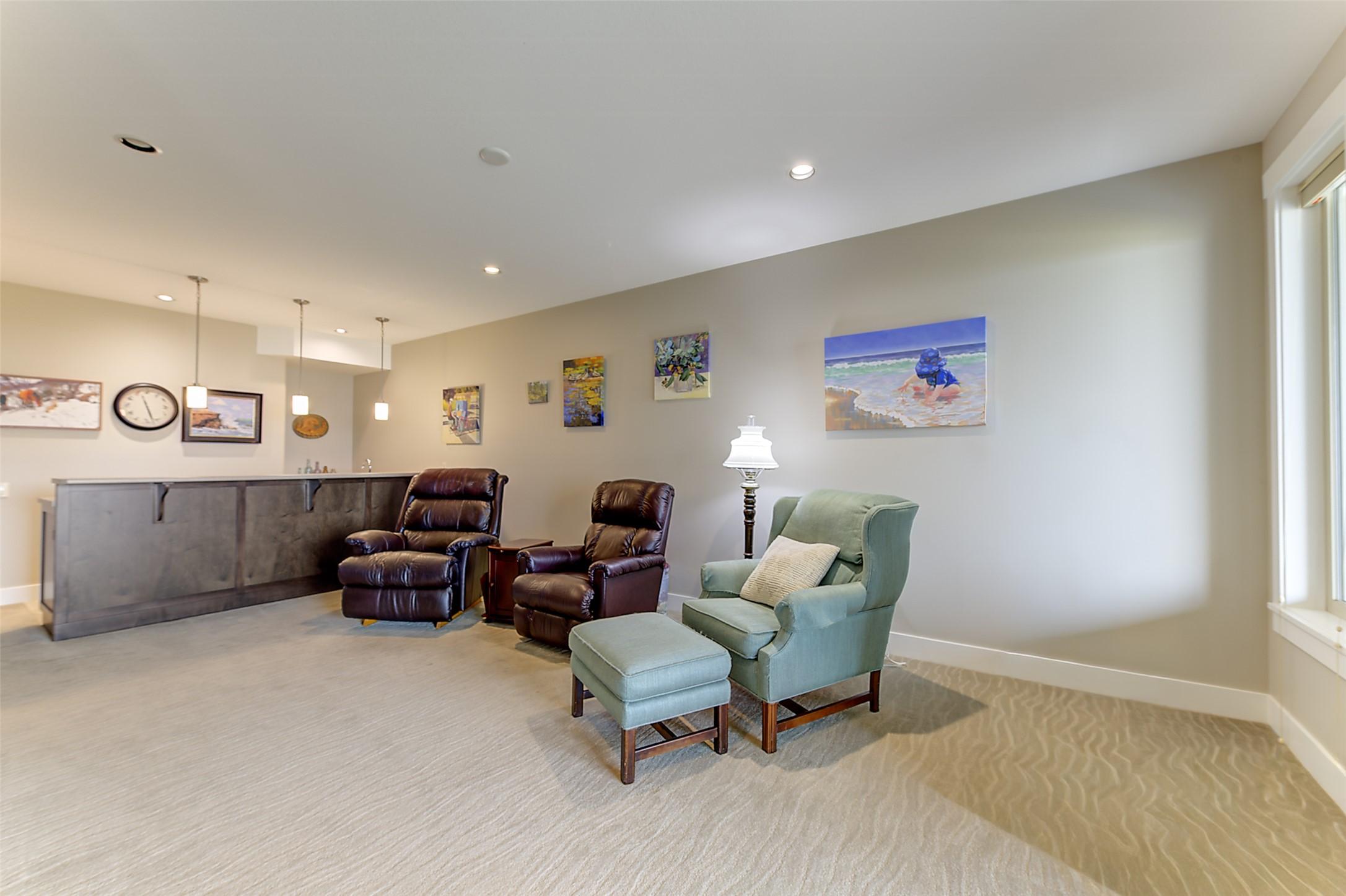 2-1836 Tower Ranch Boulevard, Kelowna, BC - Indoor