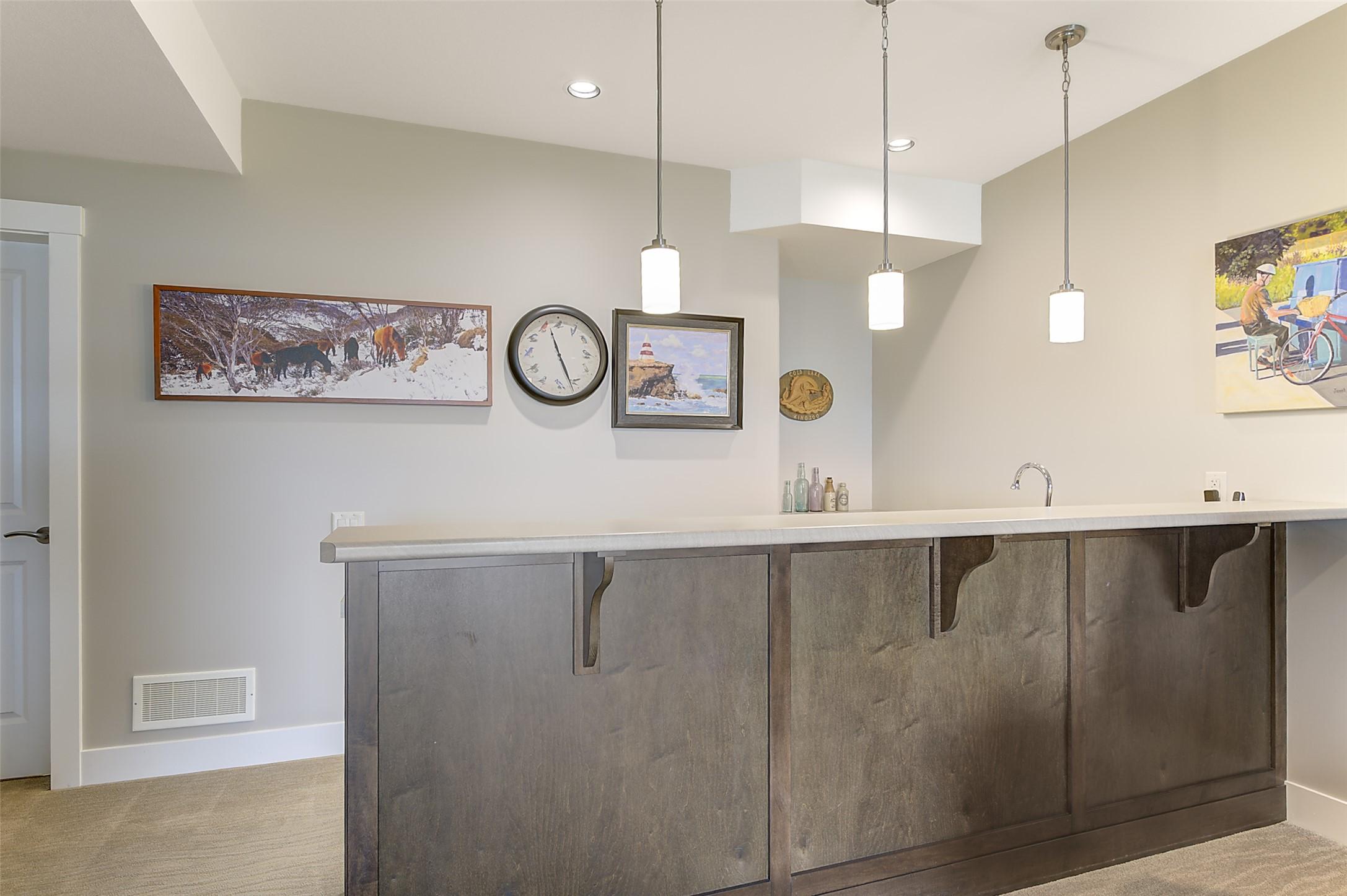 2-1836 Tower Ranch Boulevard, Kelowna, BC - Indoor