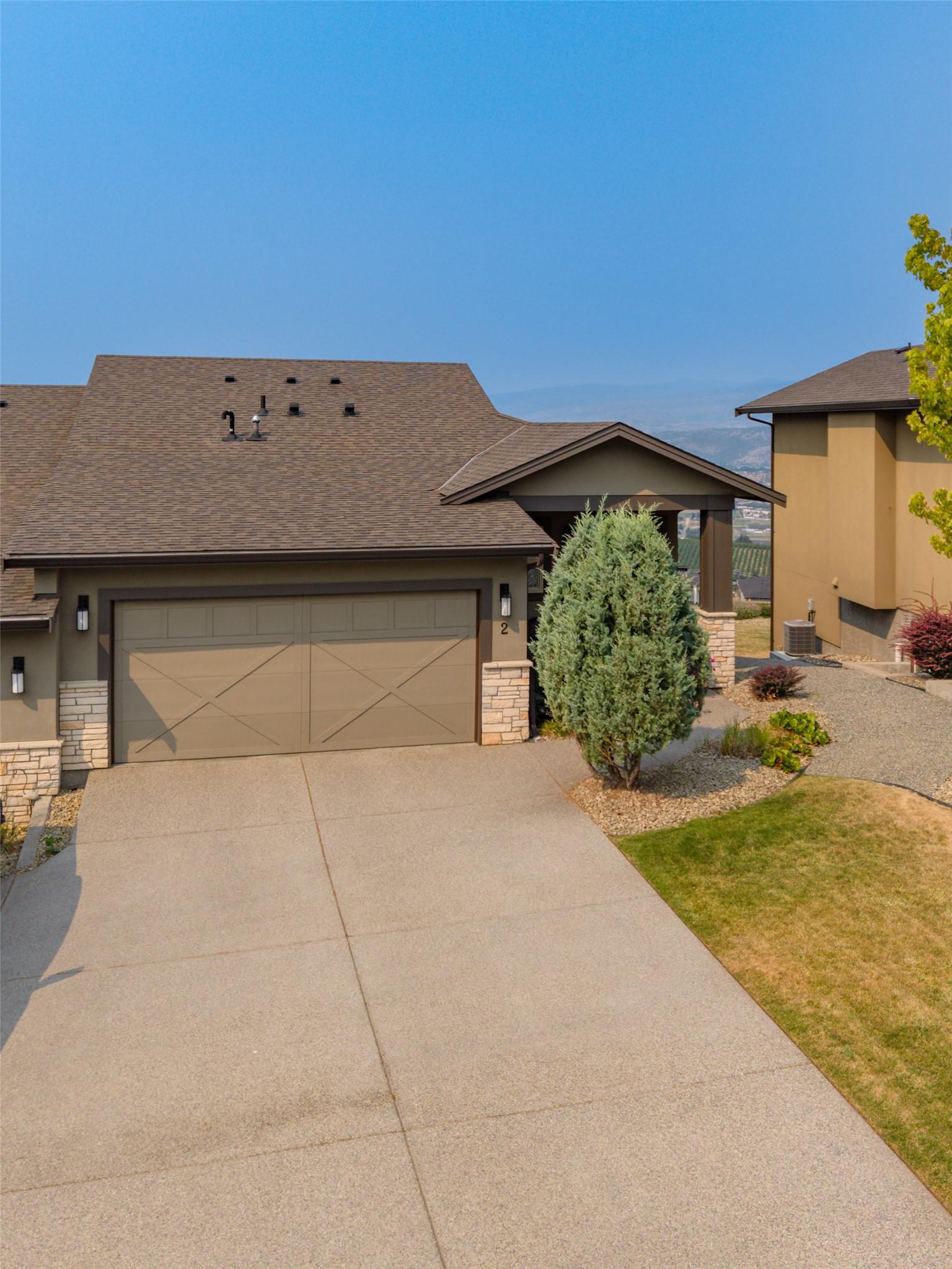 2-1836 Tower Ranch Boulevard, Kelowna, BC - Outdoor