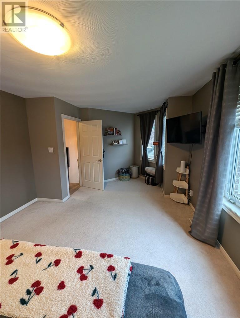 2472 Bancroft Drive, Sudbury, ON - Indoor