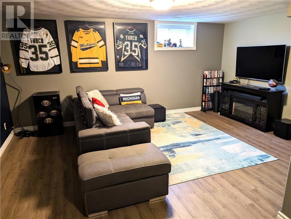 2472 Bancroft Drive, Sudbury, ON - Indoor
