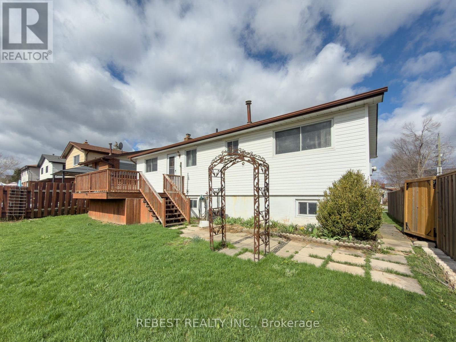 98 Cobblehill Road, Halton Hills, ON - Outdoor