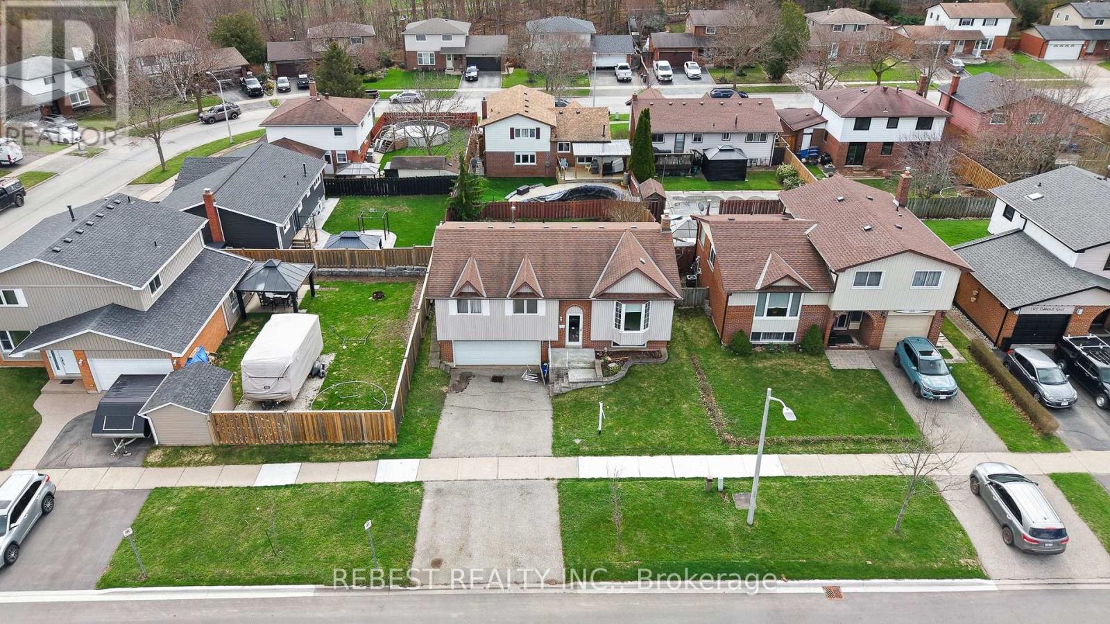 98 Cobblehill Road, Halton Hills, ON - Outdoor