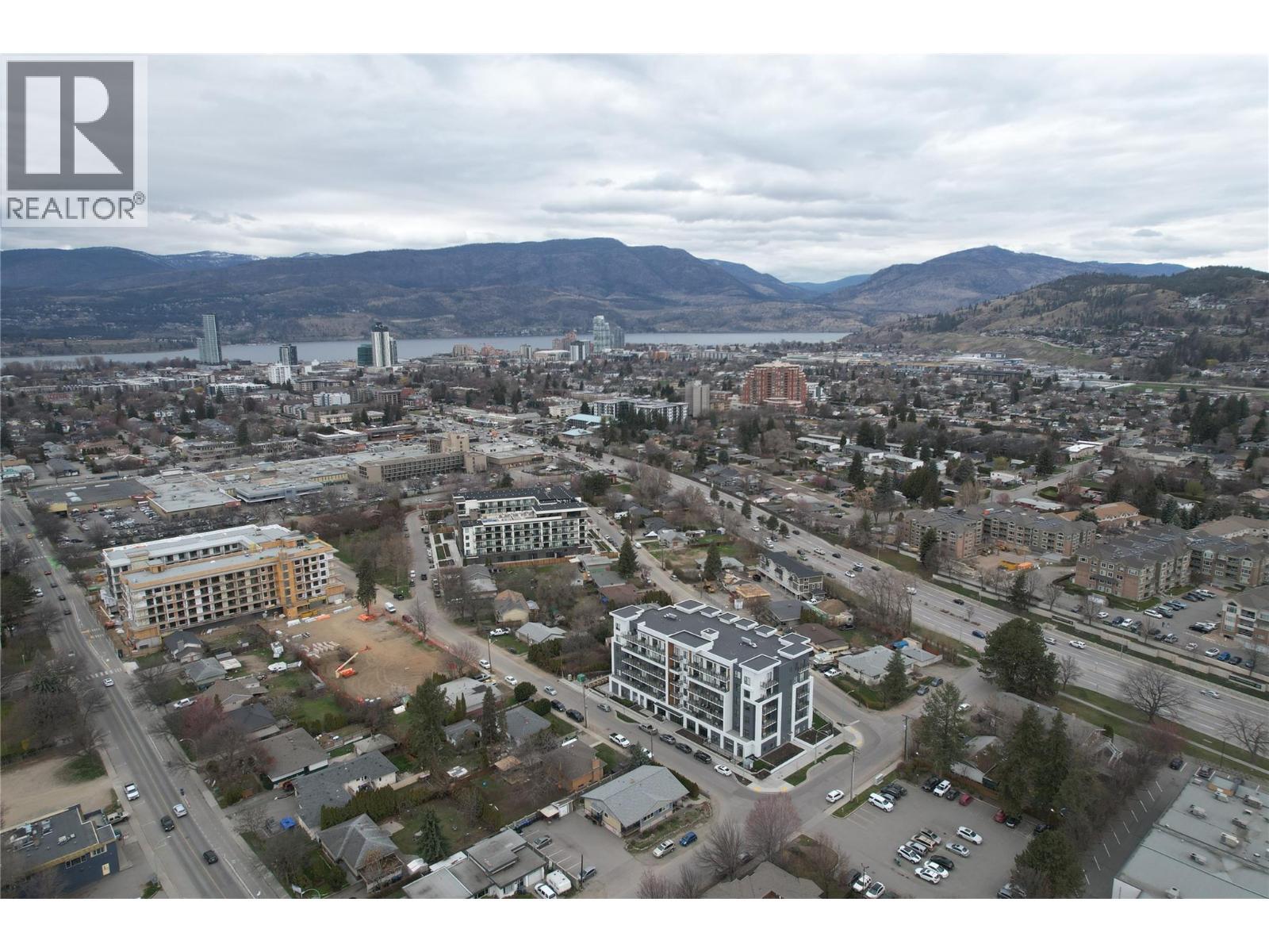 1380 Pridham Avenue Unit# 314, Kelowna, BC - Outdoor With View