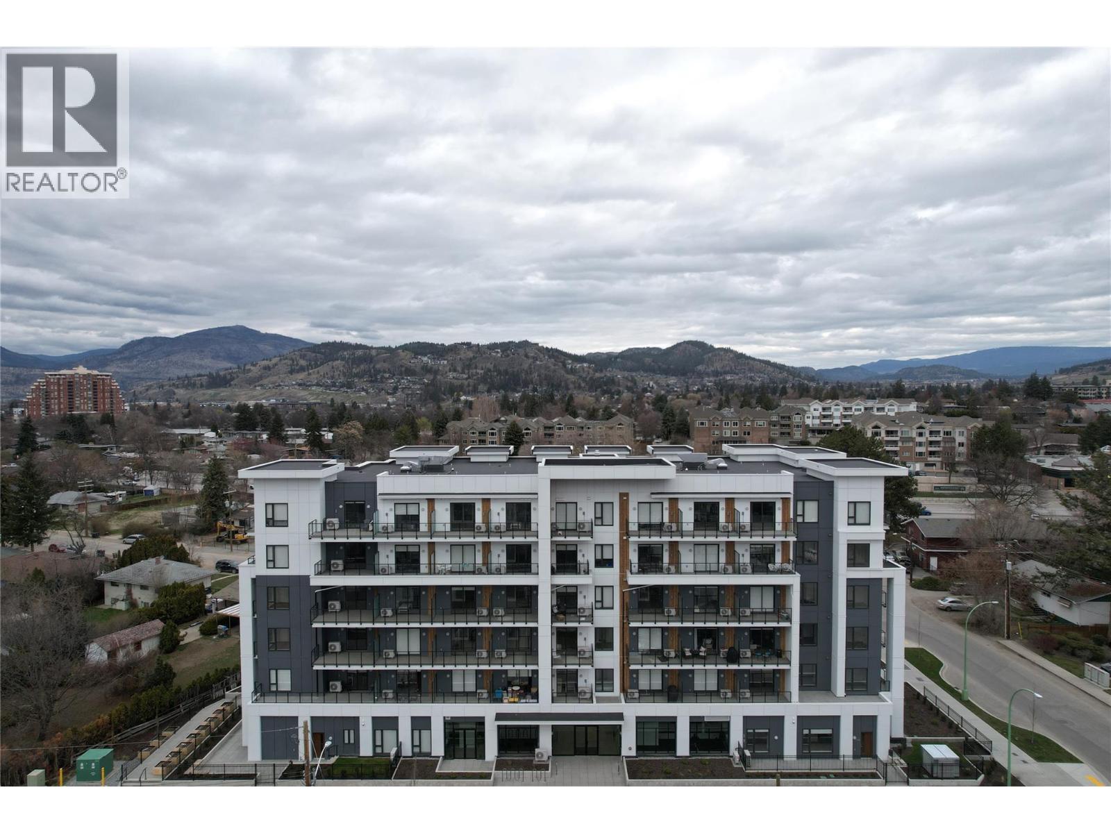 1380 Pridham Avenue Unit# 314, Kelowna, BC - Outdoor