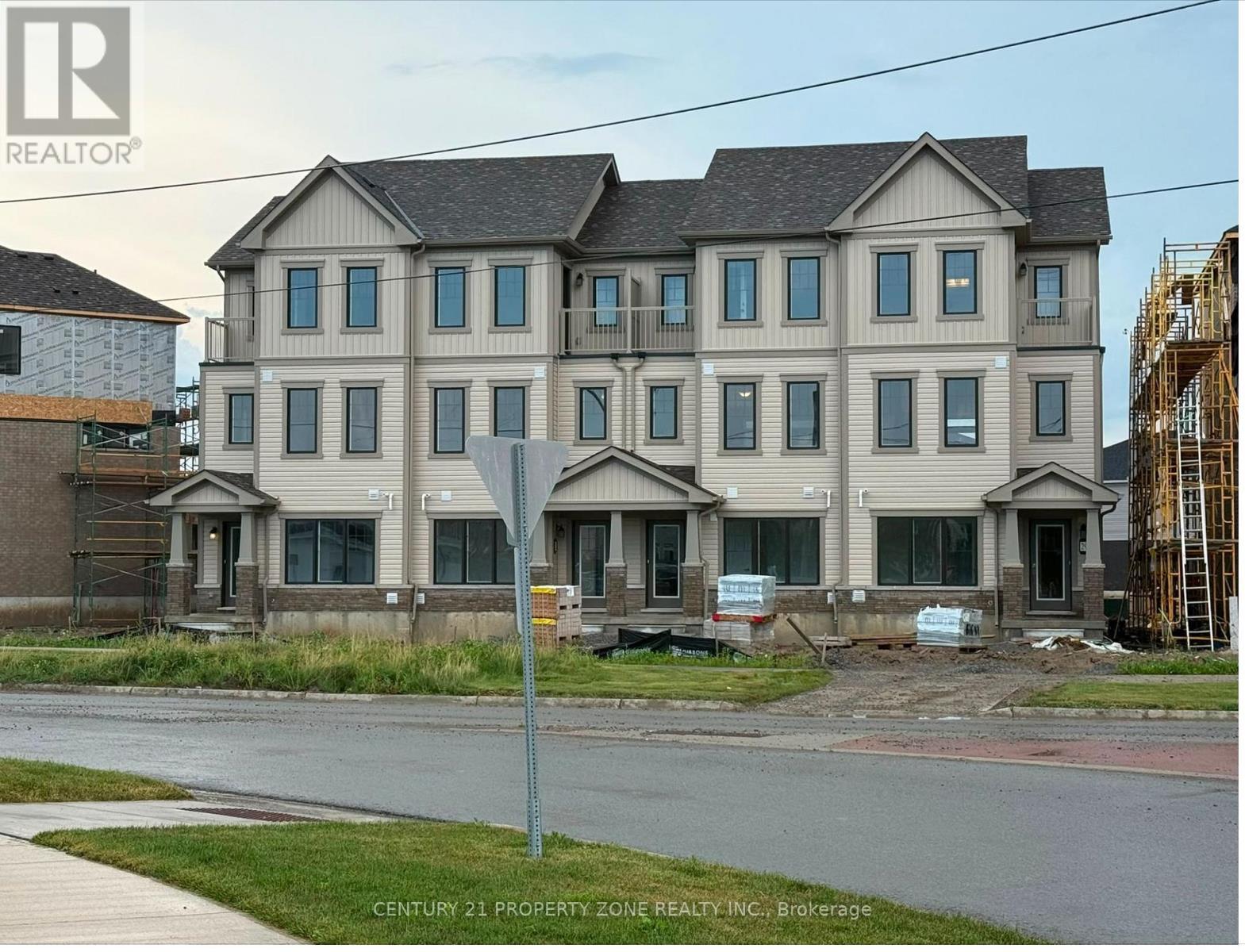 19 Vanderburgh Lane, Thorold, ON - Outdoor With Facade