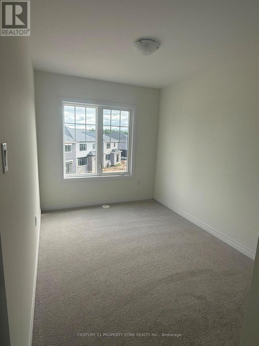 19 Vanderburgh Lane, Thorold, ON - Indoor Photo Showing Other Room