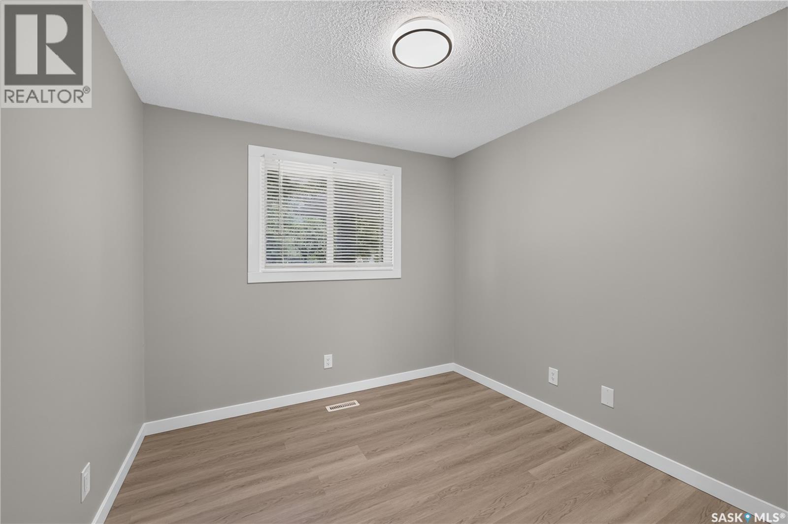 18 University Park Drive, Regina, SK - Indoor Photo Showing Other Room
