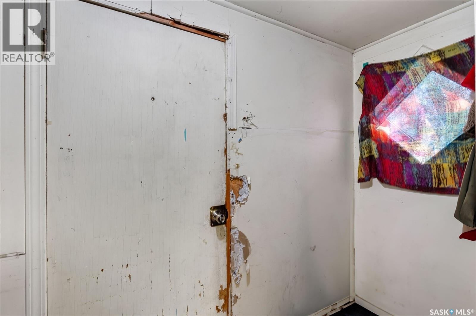 209 V Avenue S, Saskatoon, SK - Indoor Photo Showing Other Room