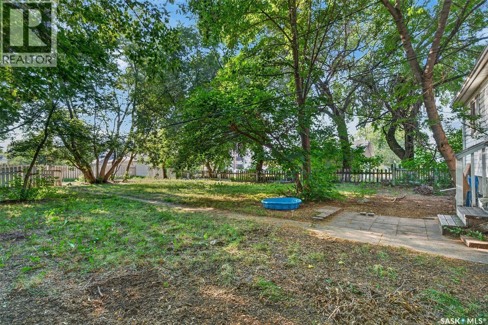 209 V Avenue S, Saskatoon, SK - Outdoor