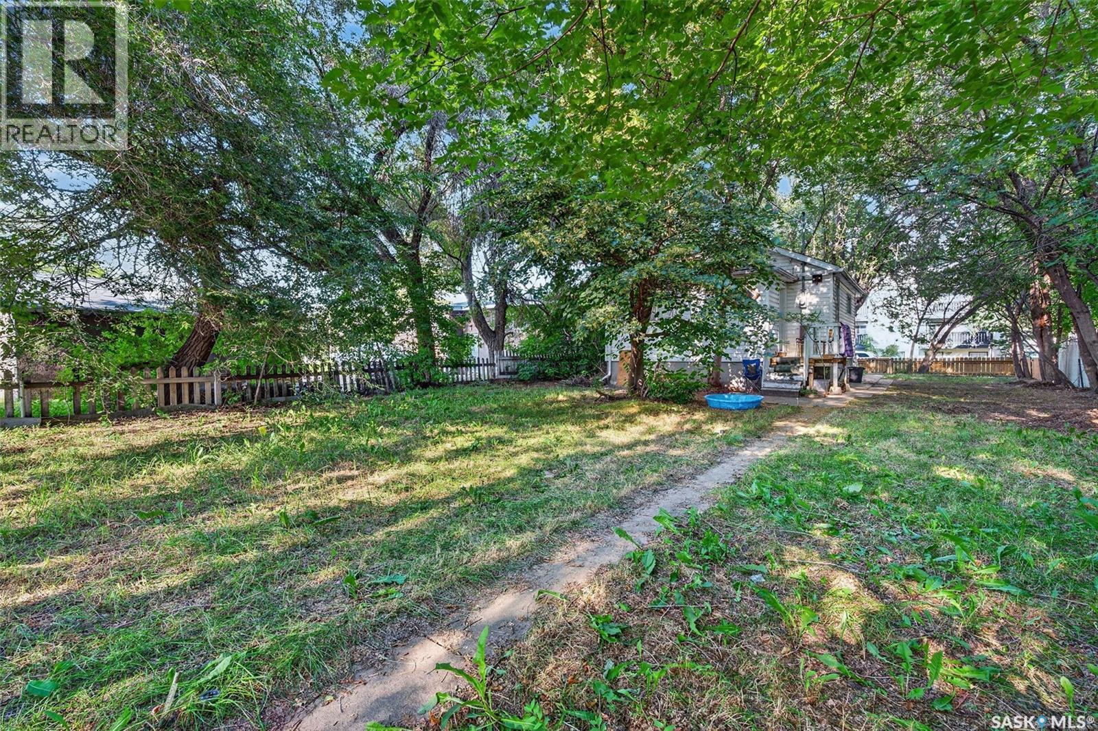 209 V Avenue S, Saskatoon, SK - Outdoor