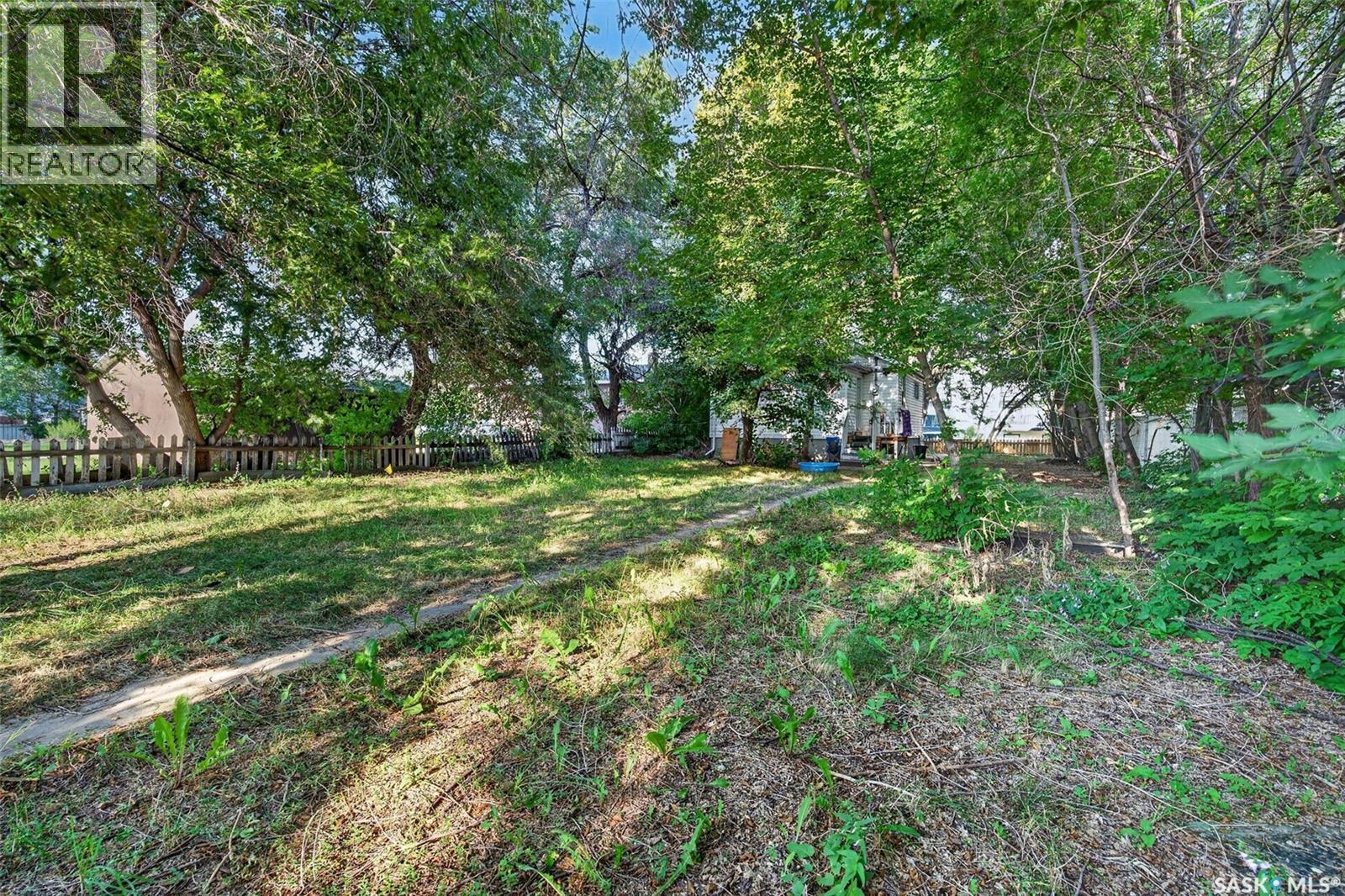 209 V Avenue S, Saskatoon, SK - Outdoor
