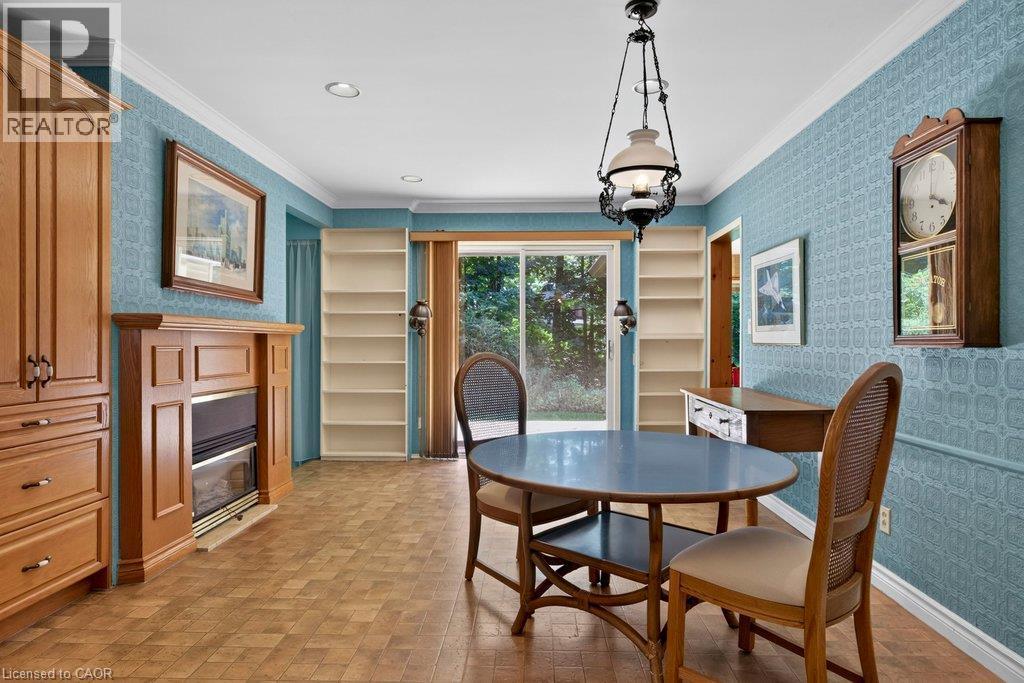 spacious family sized kitchen with gas fireplace - 44 Colquhoun Crescent, Hamilton, ON - Indoor