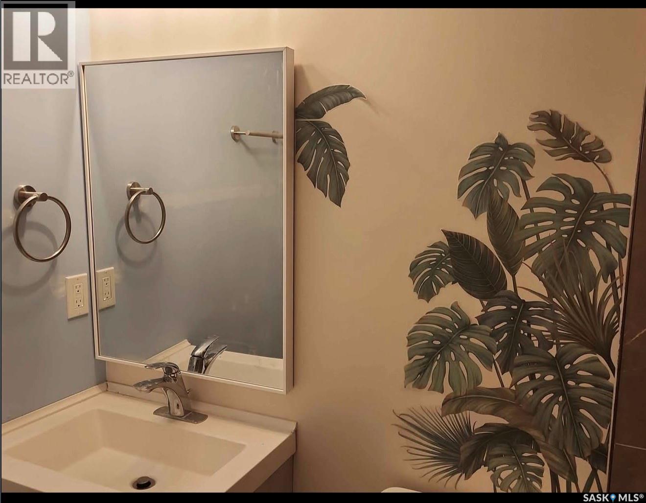 148 Rosewood Boulevard E, Saskatoon, SK - Indoor Photo Showing Bathroom