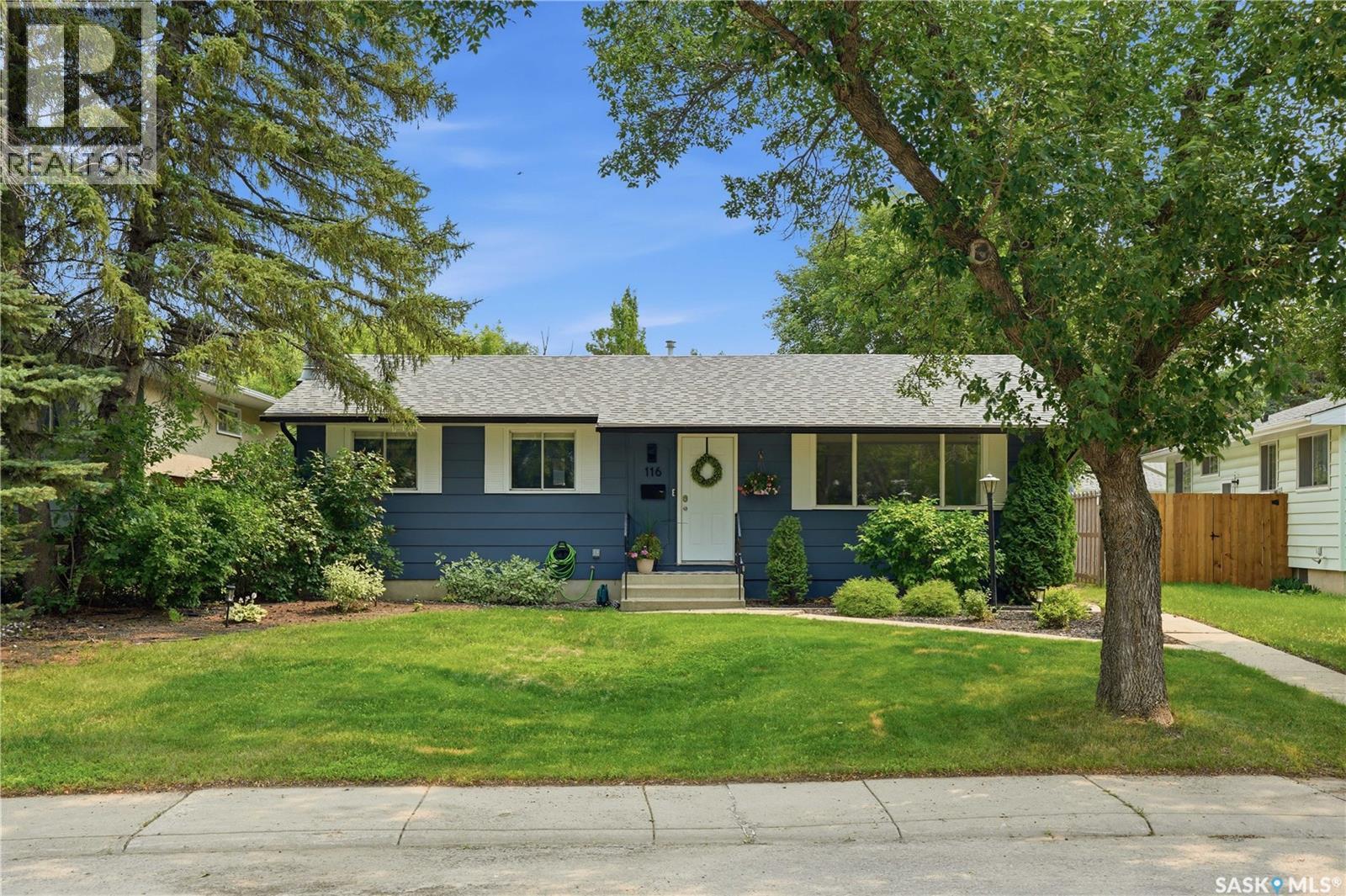 116 Mcmaster Crescent, Saskatoon, SK - Outdoor