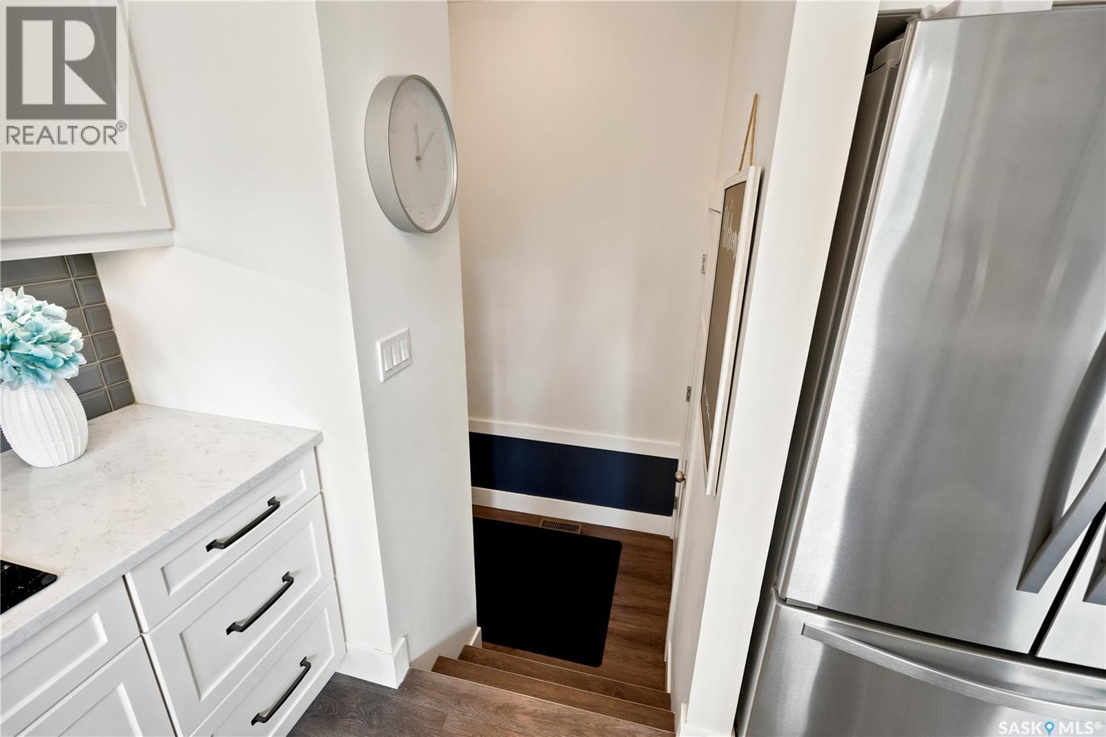 116 Mcmaster Crescent, Saskatoon, SK - Indoor Photo Showing Kitchen