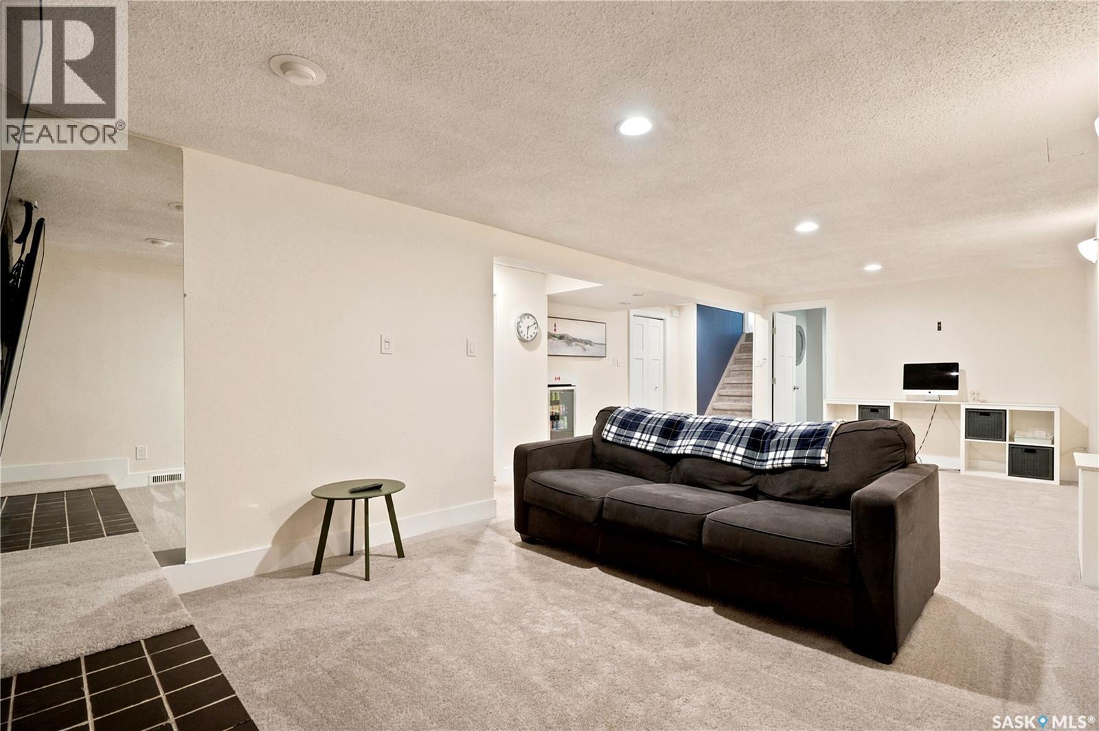 116 Mcmaster Crescent, Saskatoon, SK - Indoor