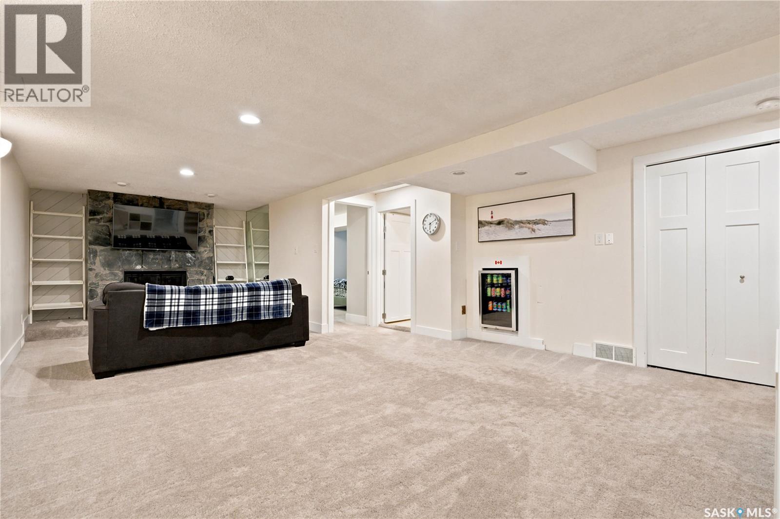 116 Mcmaster Crescent, Saskatoon, SK - Indoor
