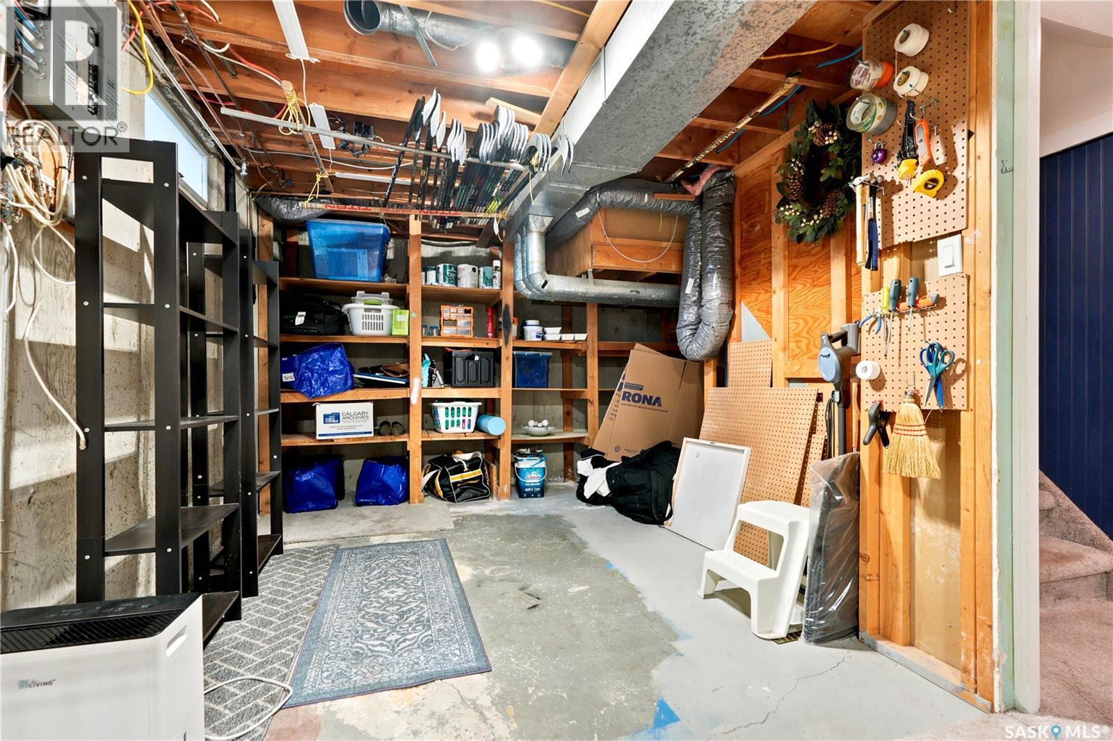 116 Mcmaster Crescent, Saskatoon, SK - Indoor Photo Showing Basement