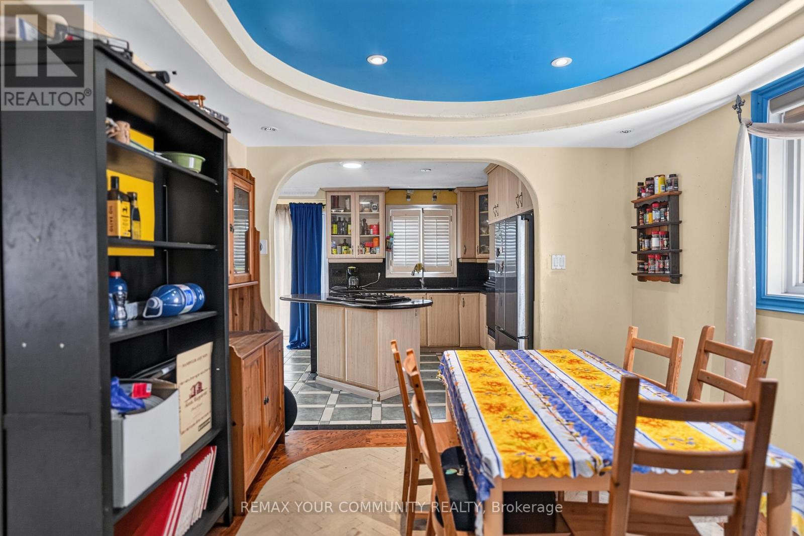 79 Westhampton Drive, Vaughan, ON - Indoor Photo Showing Dining Room