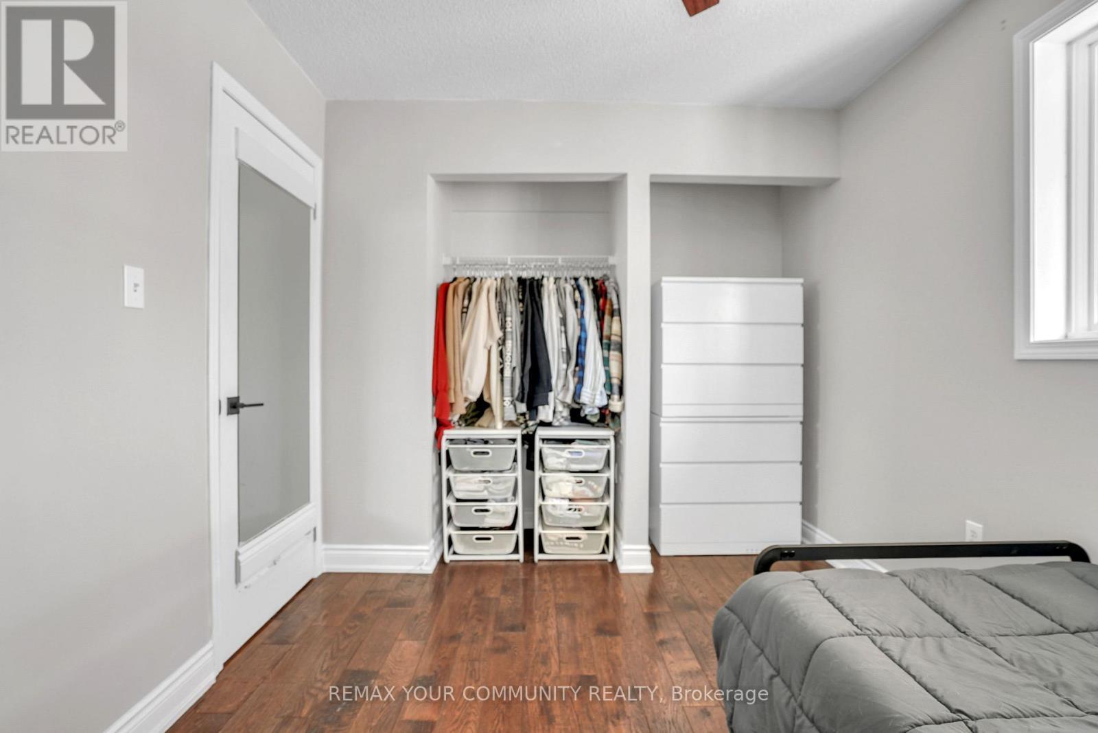 92 Sandringham Drive, Barrie, ON - Indoor Photo Showing Other Room