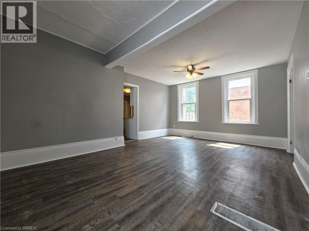 109 Sydenham Street, Brantford, ON - Indoor Photo Showing Other Room