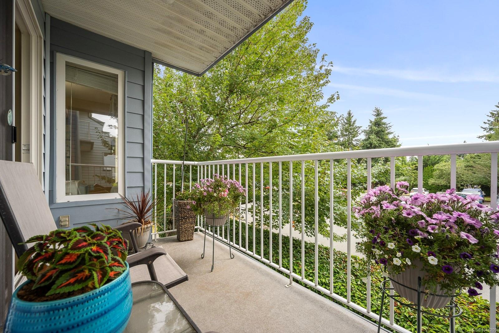 #203B-698 Aspen Rd, Comox, BC - Outdoor With Exterior