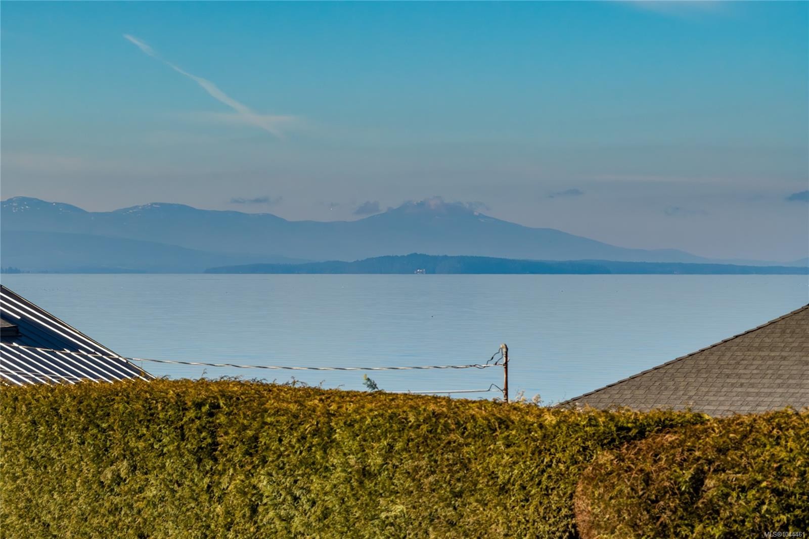 245 Elizabeth Ave, Qualicum Beach, BC